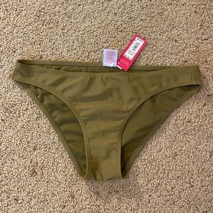 New sparkling green bikini bottoms.New with tags.Size:Large(8-10). Brand:Target